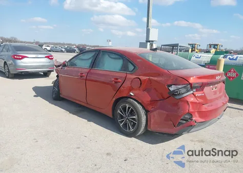 2024 Kia Forte Lxs из США, поврежденный, VIN 3KPF24AD8RE725671